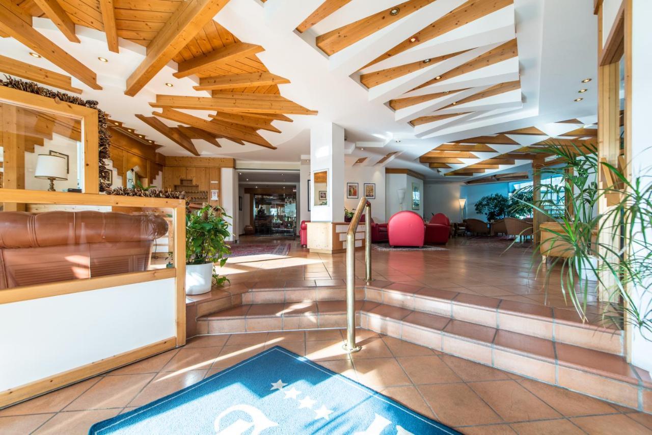 Hotel Tubris Campo Tures Kültér fotó