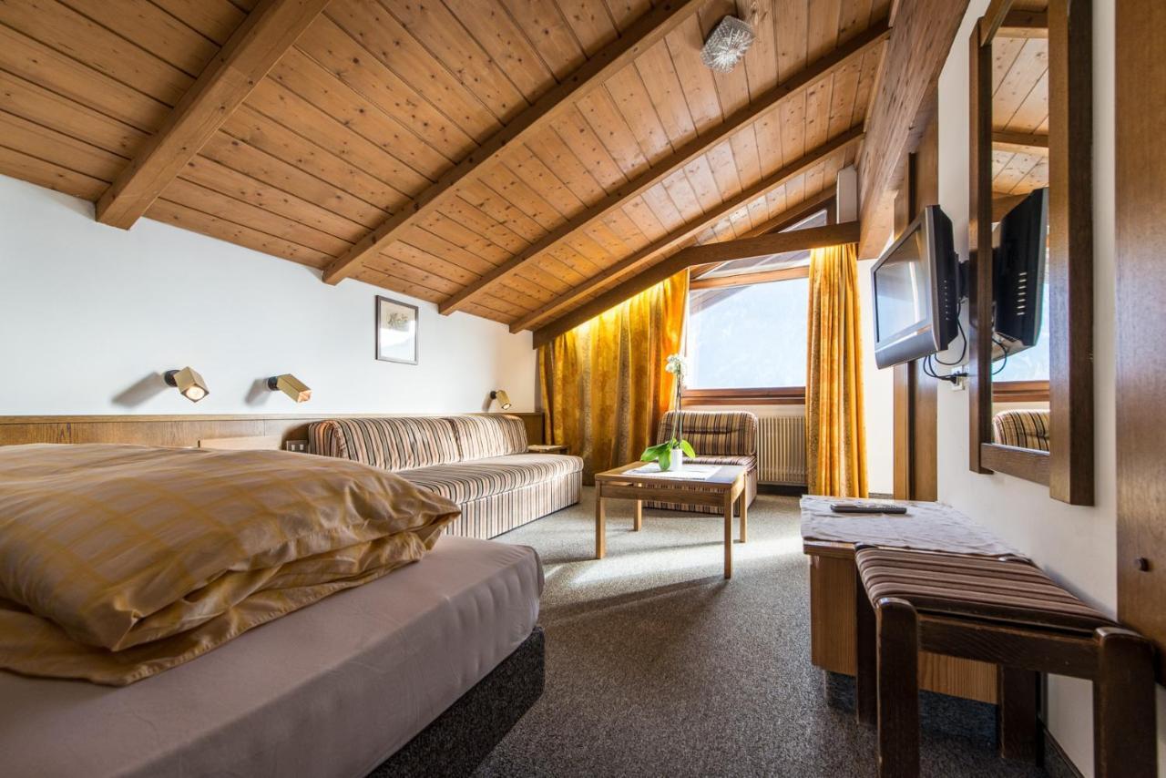 Hotel Tubris Campo Tures Kültér fotó
