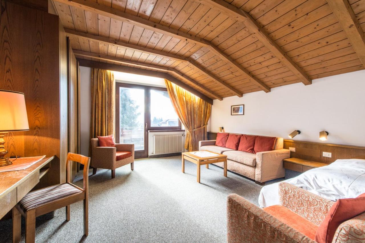 Hotel Tubris Campo Tures Kültér fotó